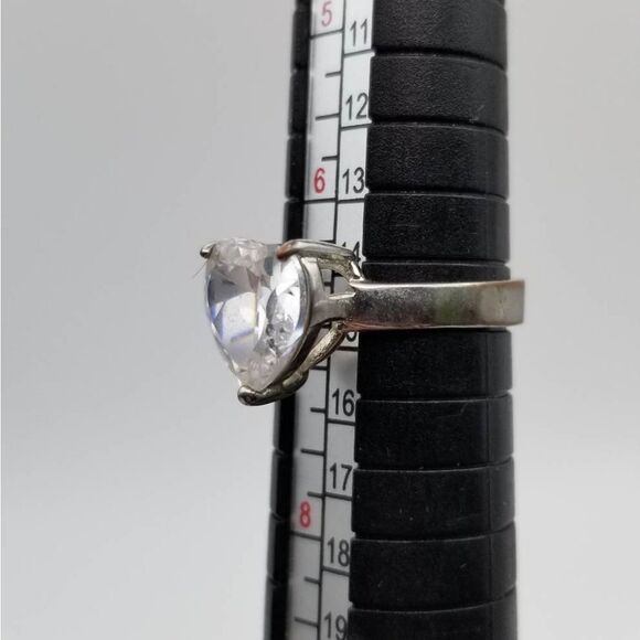 Crystal ice heart ring adjustable size band R105 - Picture 2 of 5